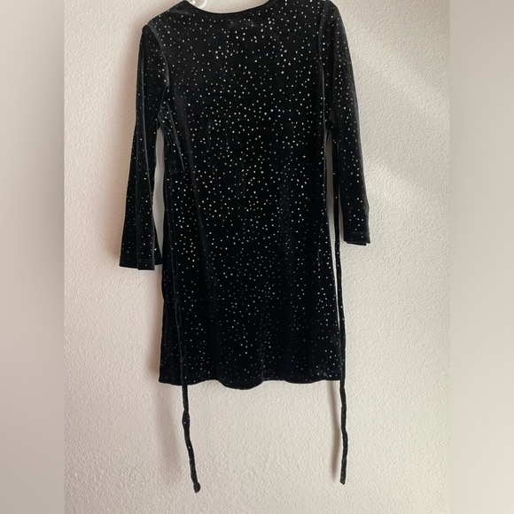 Speechless Black Velvet Kids Dress with Sparkle Accents size 5 - Picture 3 of 5